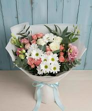 Букет цветов из:  Розы, Лизиантусы и Хризантемы в Киреевске