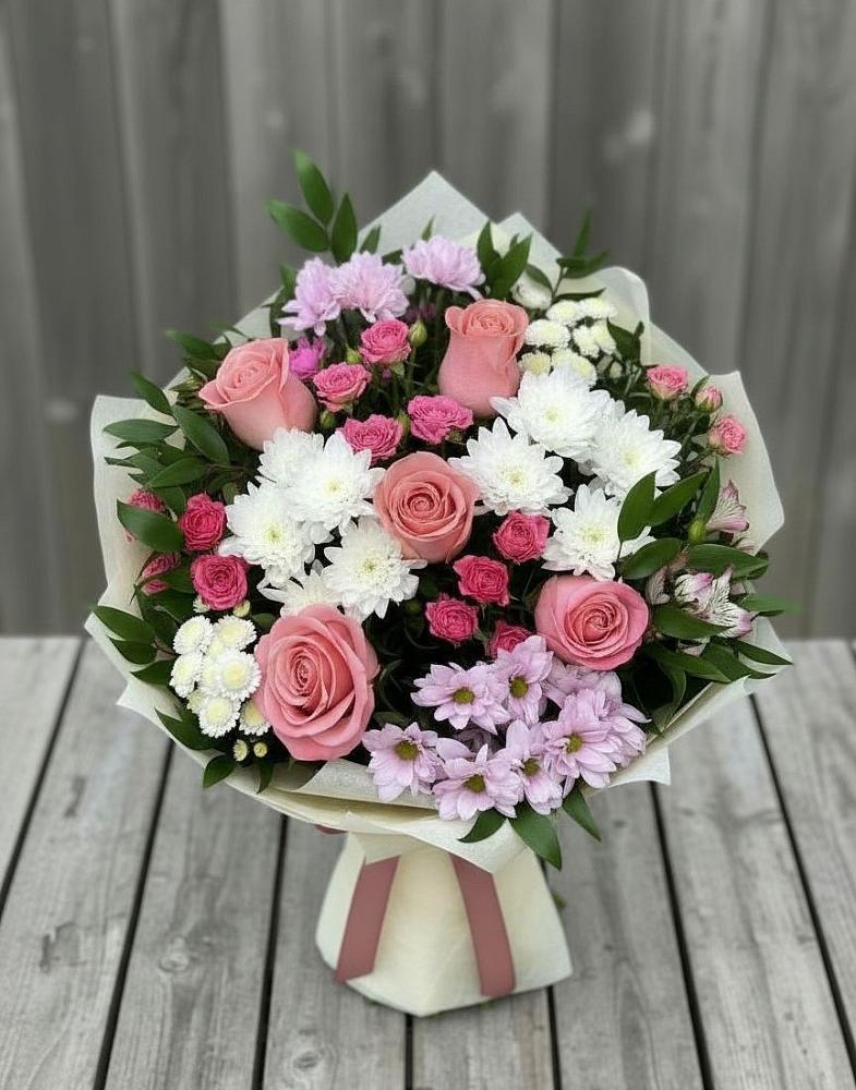 Букет цветов из: Альстромерии, Гвоздики, Розы и Хризантемы в Киреевске