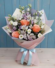 Букет цветов из:  Лизиантусы, Розы, Альстромерии и Гипсофила #REPLACE_PRED# Киреевске