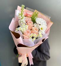 Букет цветов из:  Хризантемы и Розы в Киреевске