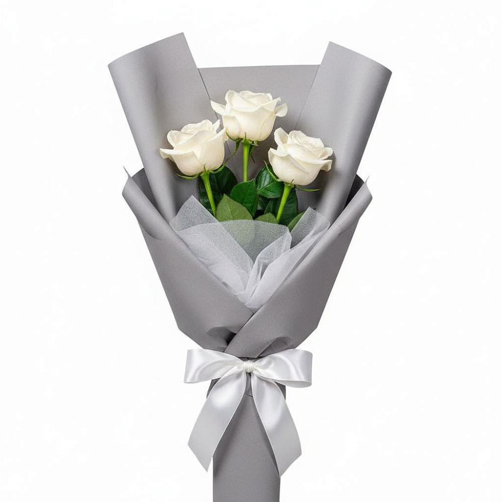Букет 3 белые розы в Киреевске