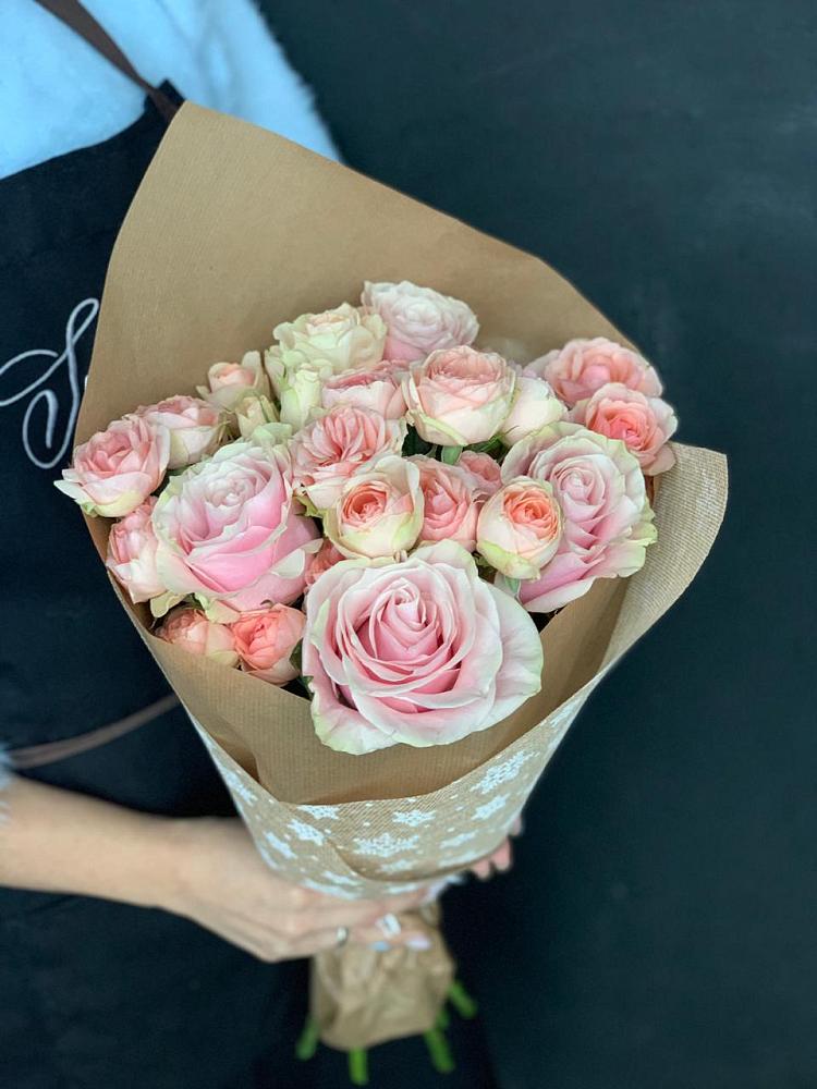 Букет цветов из: Хризантемы и Розы в Киреевске