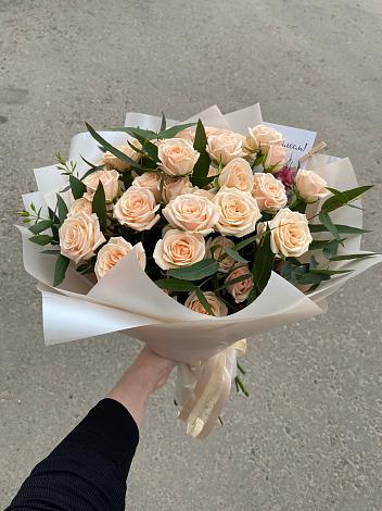 Букет Кремовые розы Латте в Киреевске