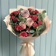 Букет цветов из:  Гвоздики и Розы в Киреевске