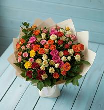 Букет Микс из разноцветных кустовых роз в Киреевске