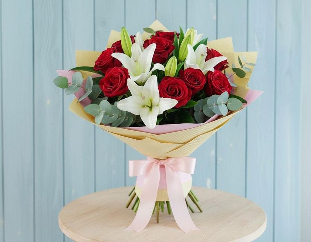 Букет цветов из: Лилии и Розы в Киреевске